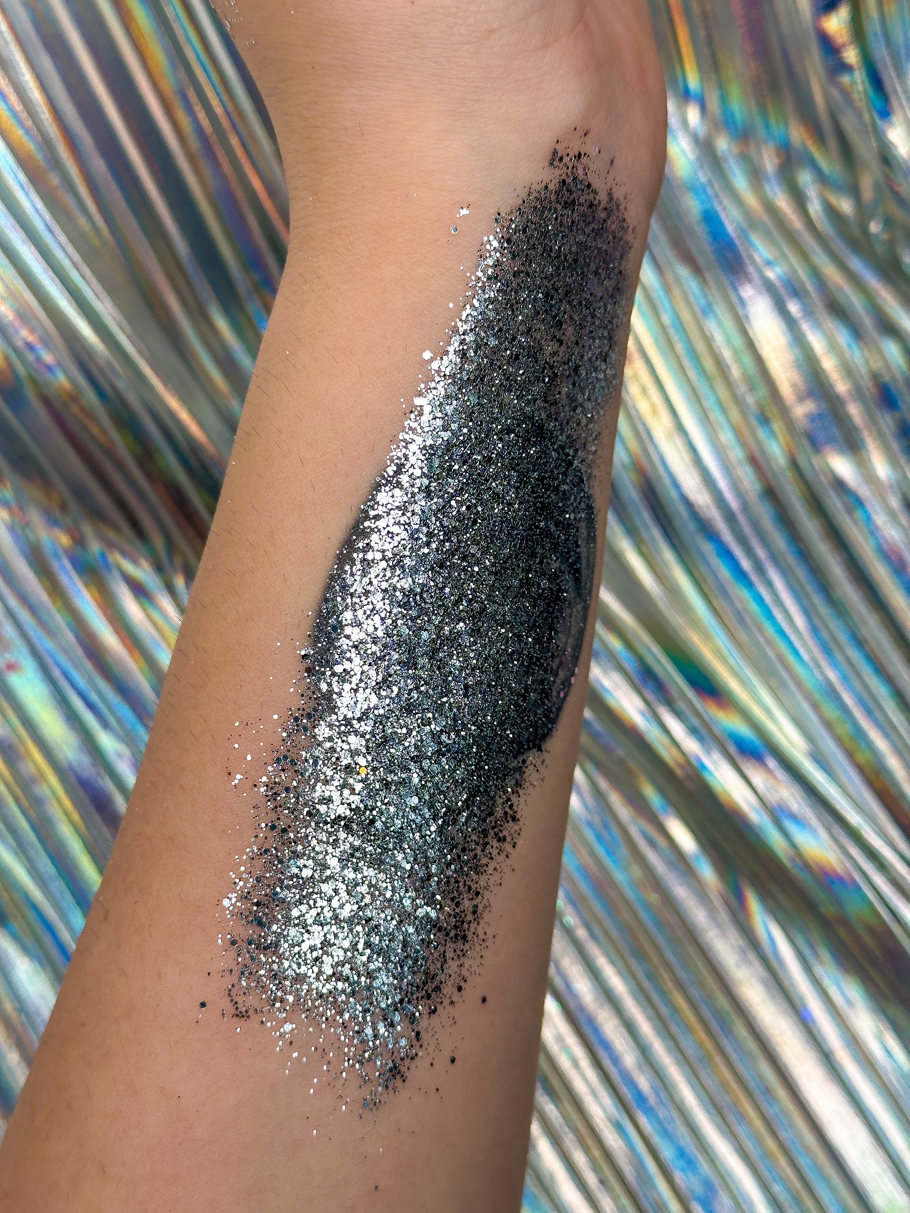 Silver Tongue Glitter Gel