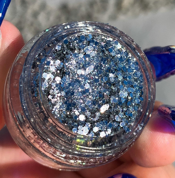Protective varnish that makes silver glitter effect - Tegrastate