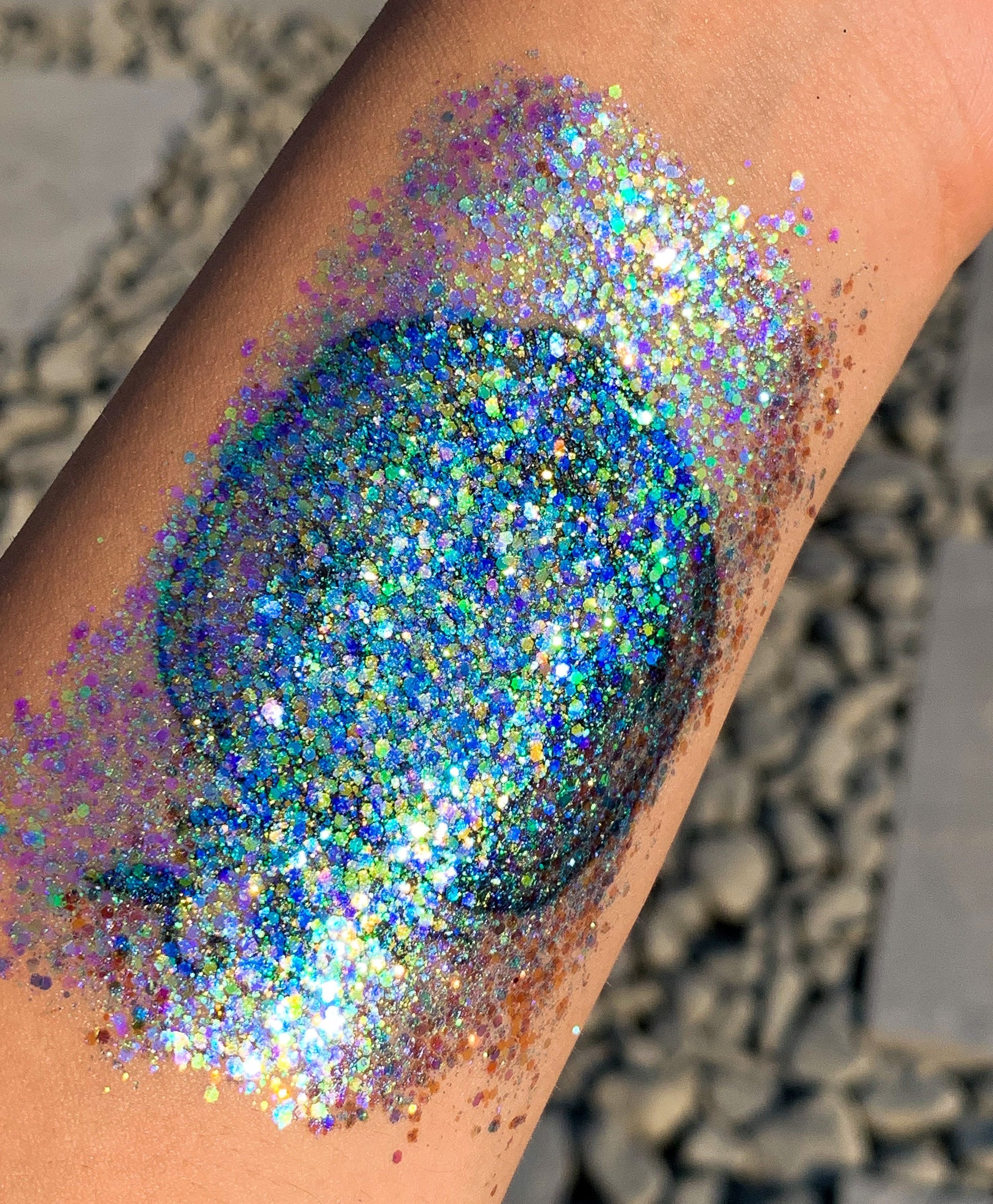 Sully Glitter Gel - slayfirecosmetics