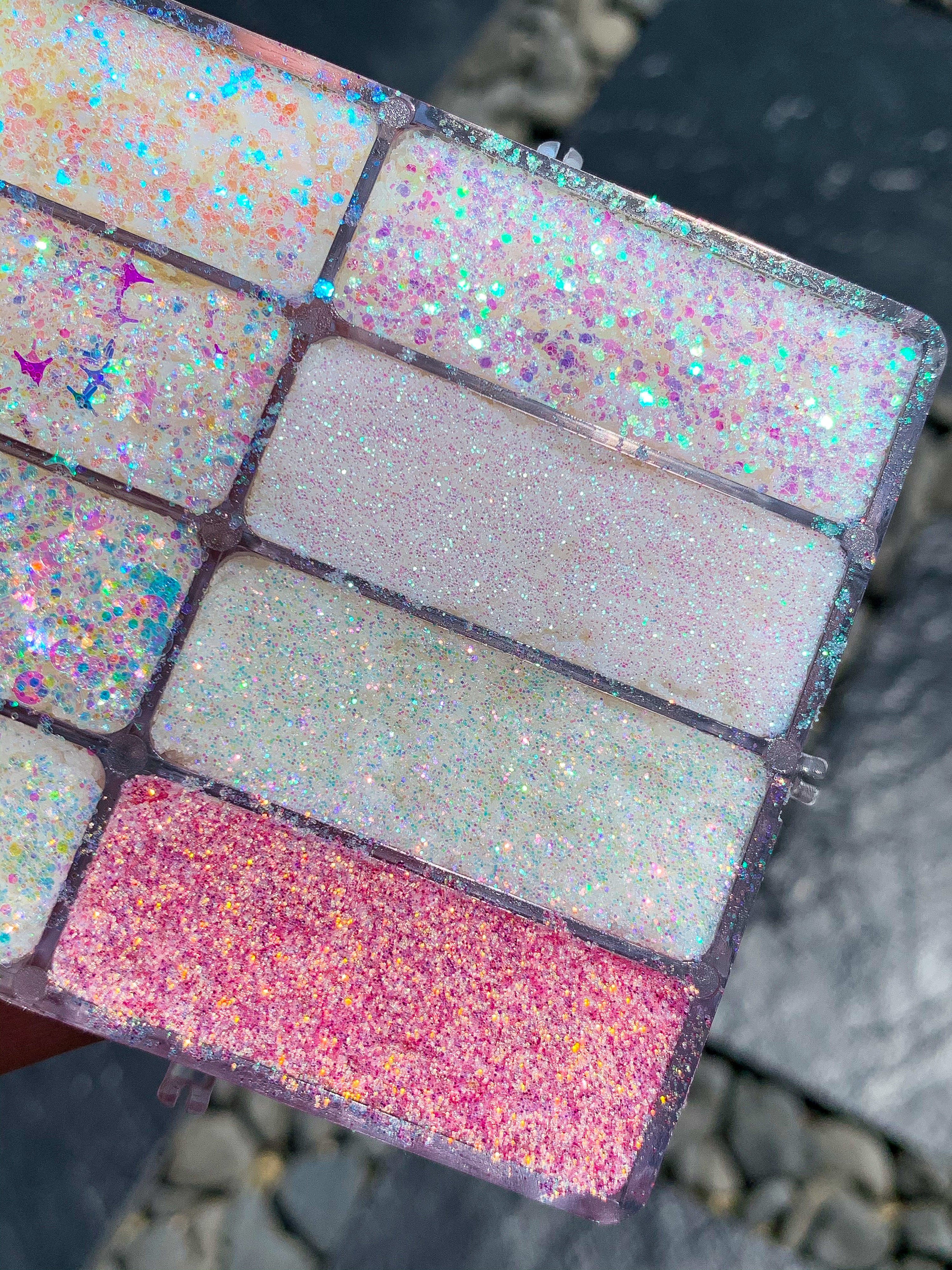 Diamond Skin Glitter Palette