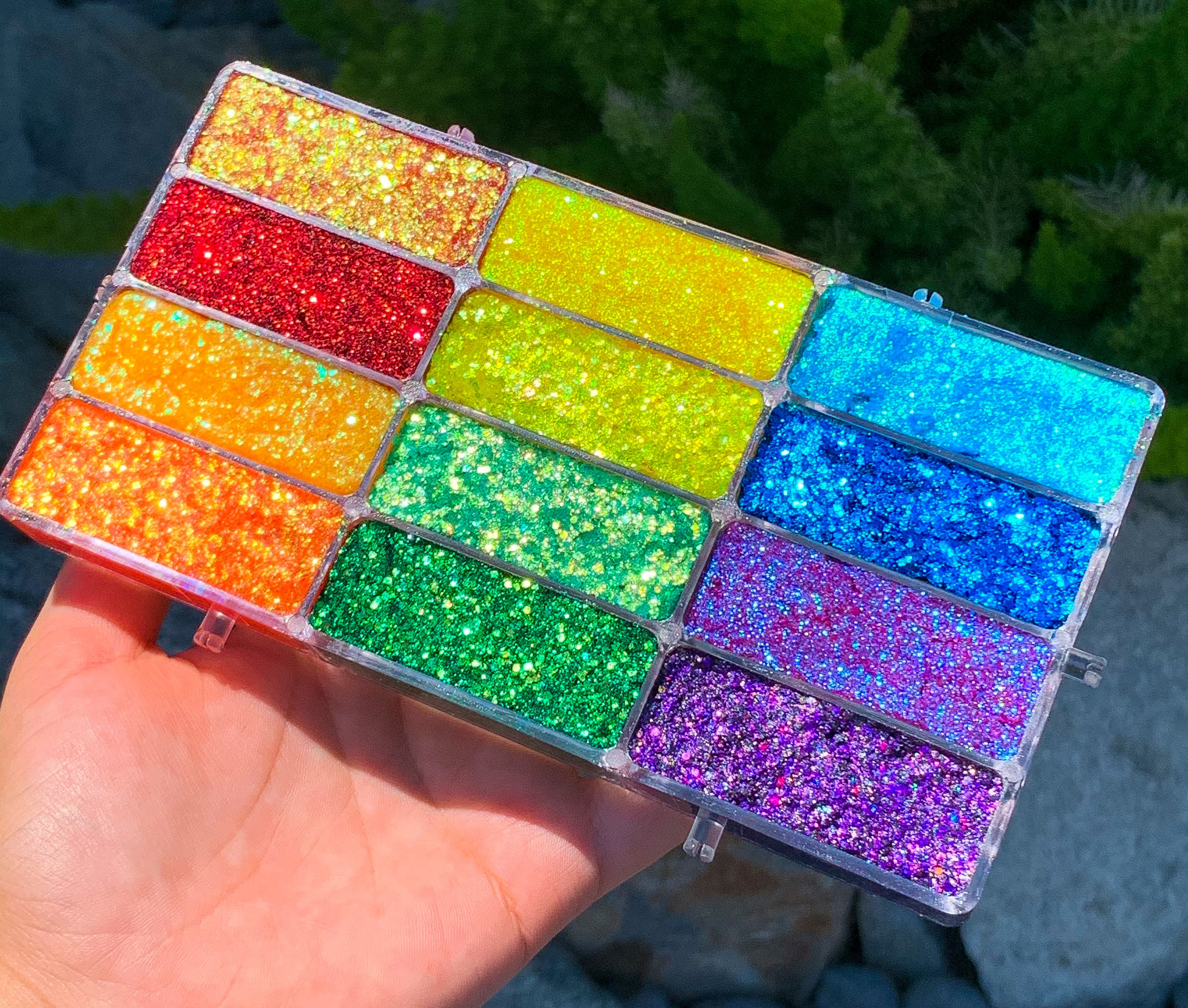 Rainbow Rush Glitter Palette